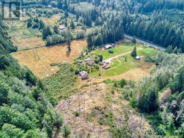 12328 HIGHWAY 101, Powell River