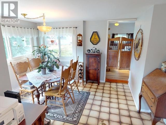 12328 HIGHWAY 101, Powell River