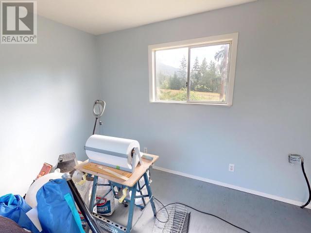12328 HIGHWAY 101, Powell River