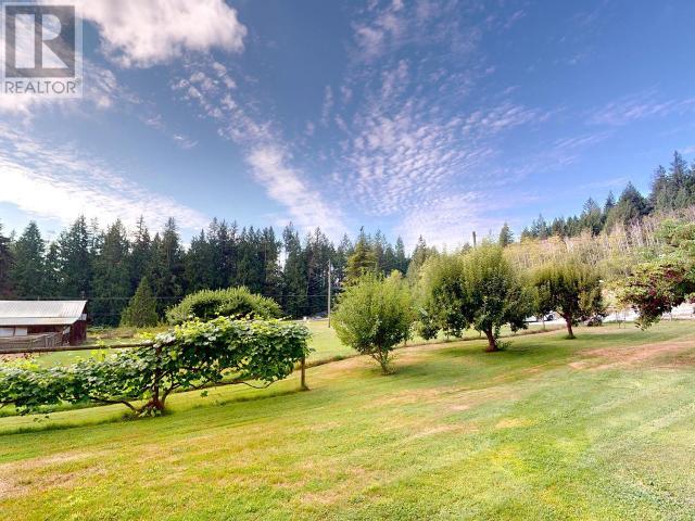 12328 HIGHWAY 101, Powell River