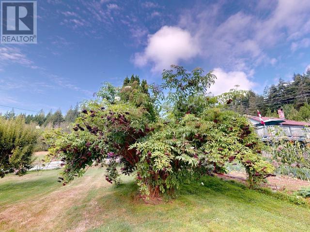 12328 HIGHWAY 101, Powell River