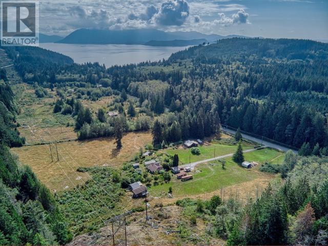 12328 HIGHWAY 101, Powell River