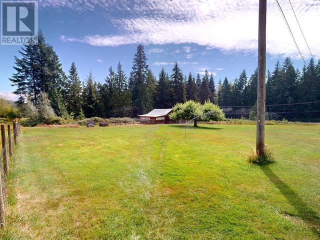 12328 HIGHWAY 101, Powell River