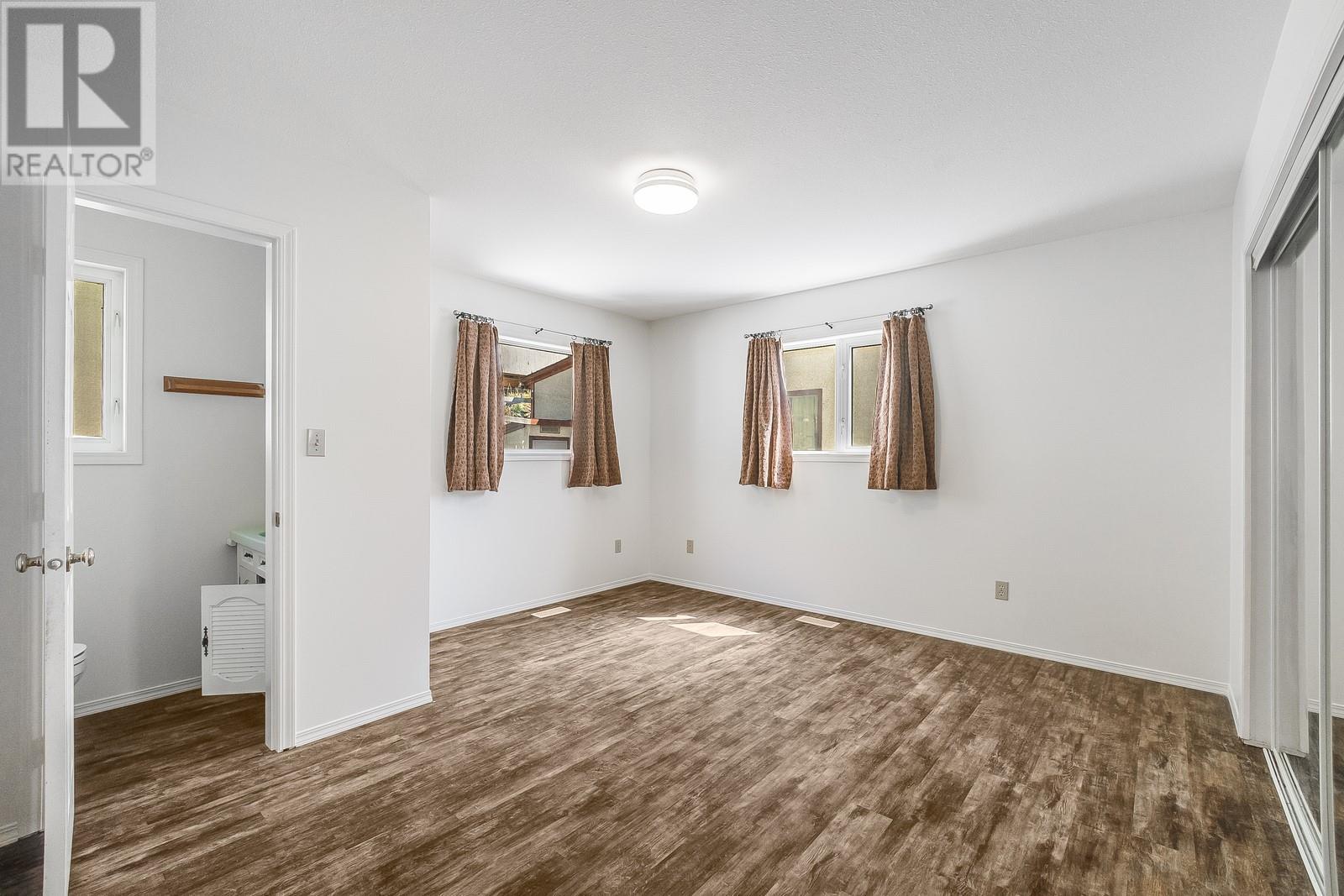 Photo 22 of 457 Poplar Point Drive, Kelowna BC