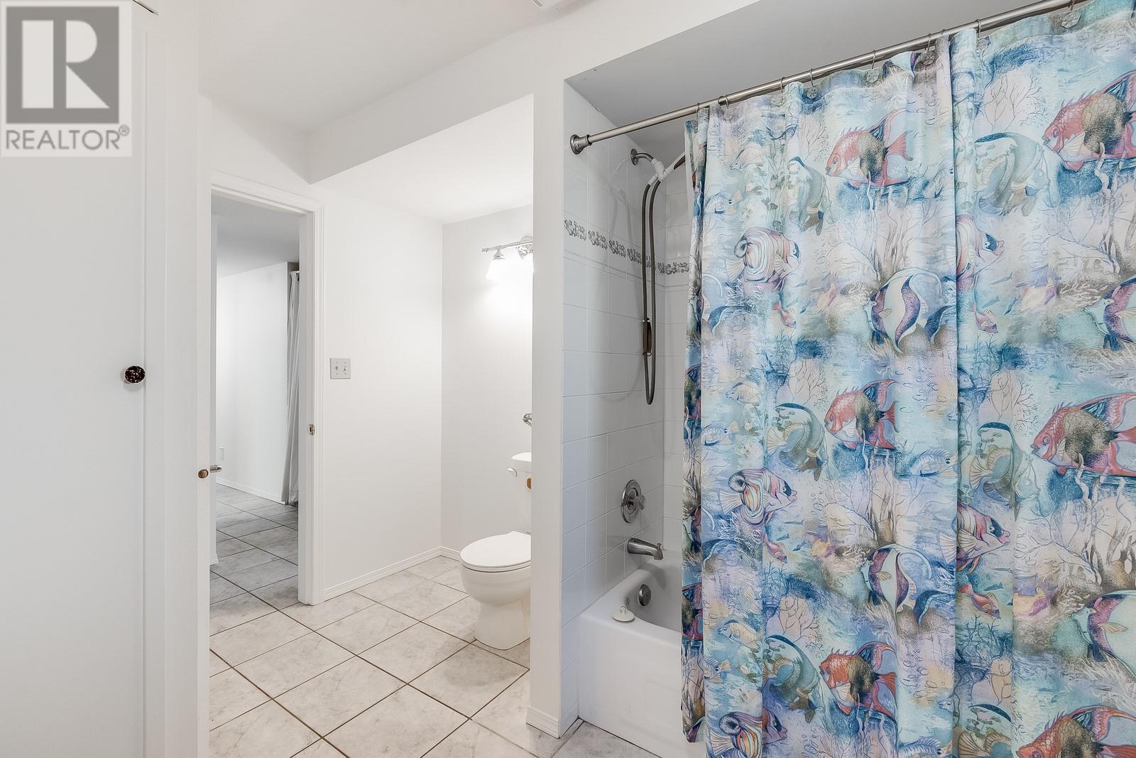 Photo 23 of 457 Poplar Point Drive, Kelowna BC