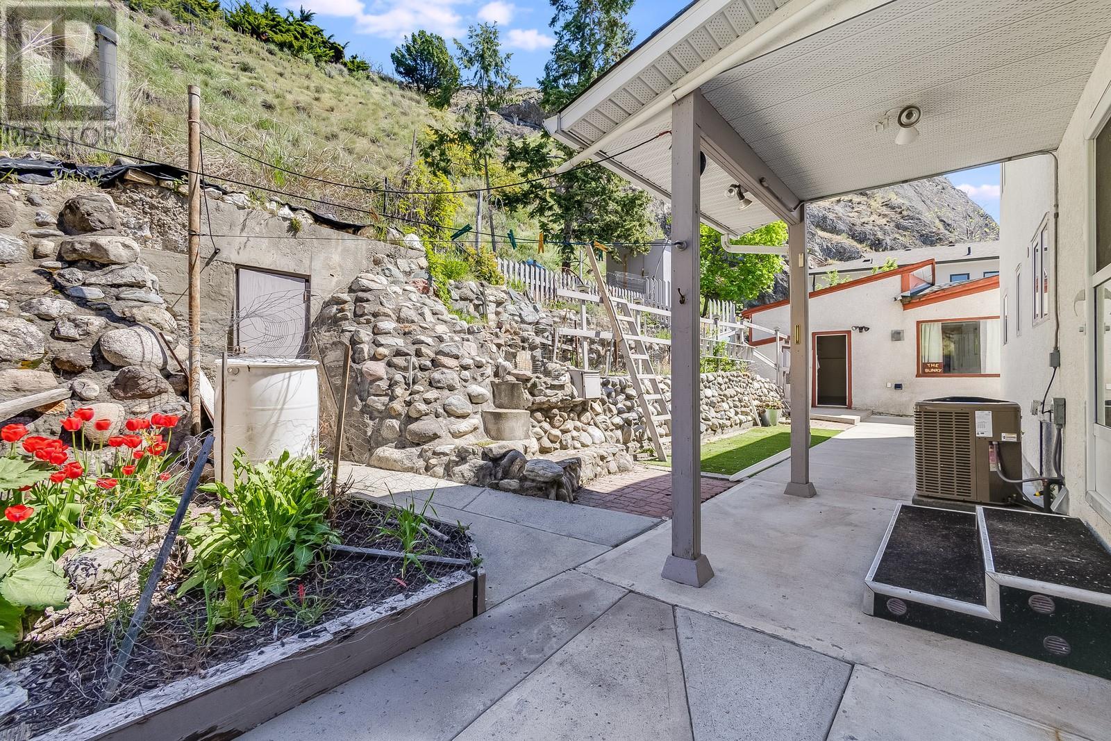 Photo 38 of 457 Poplar Point Drive, Kelowna BC