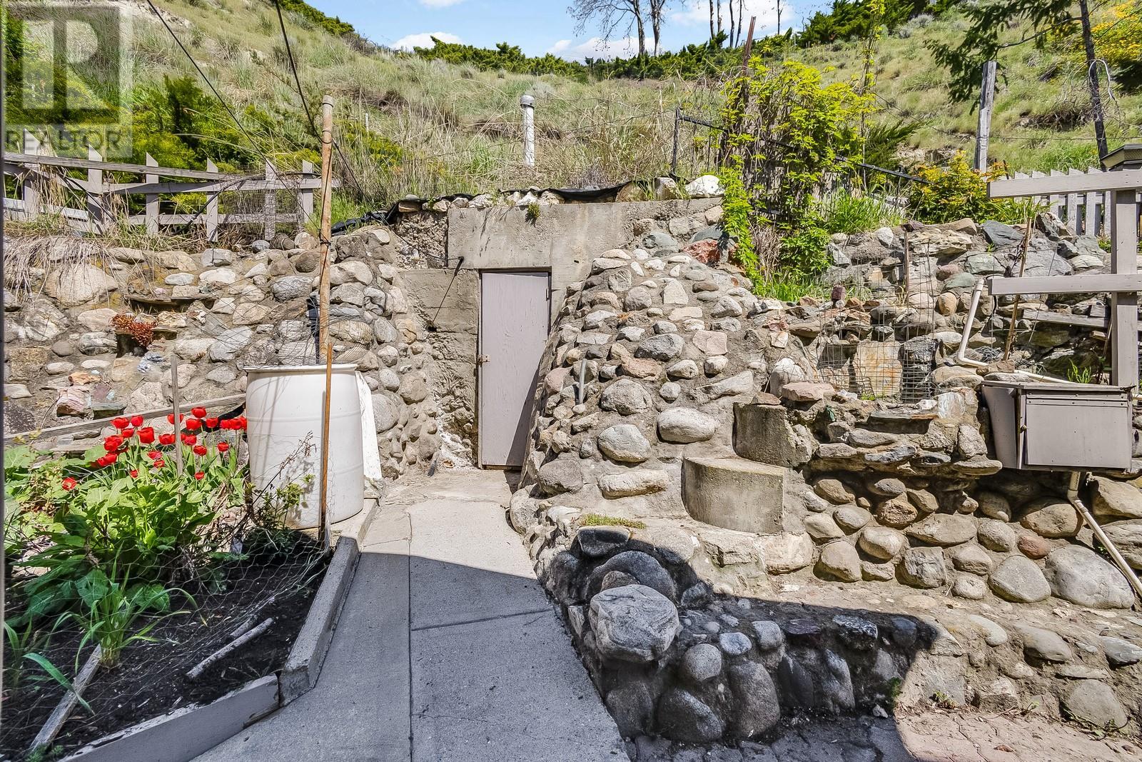 Photo 44 of 457 Poplar Point Drive, Kelowna BC