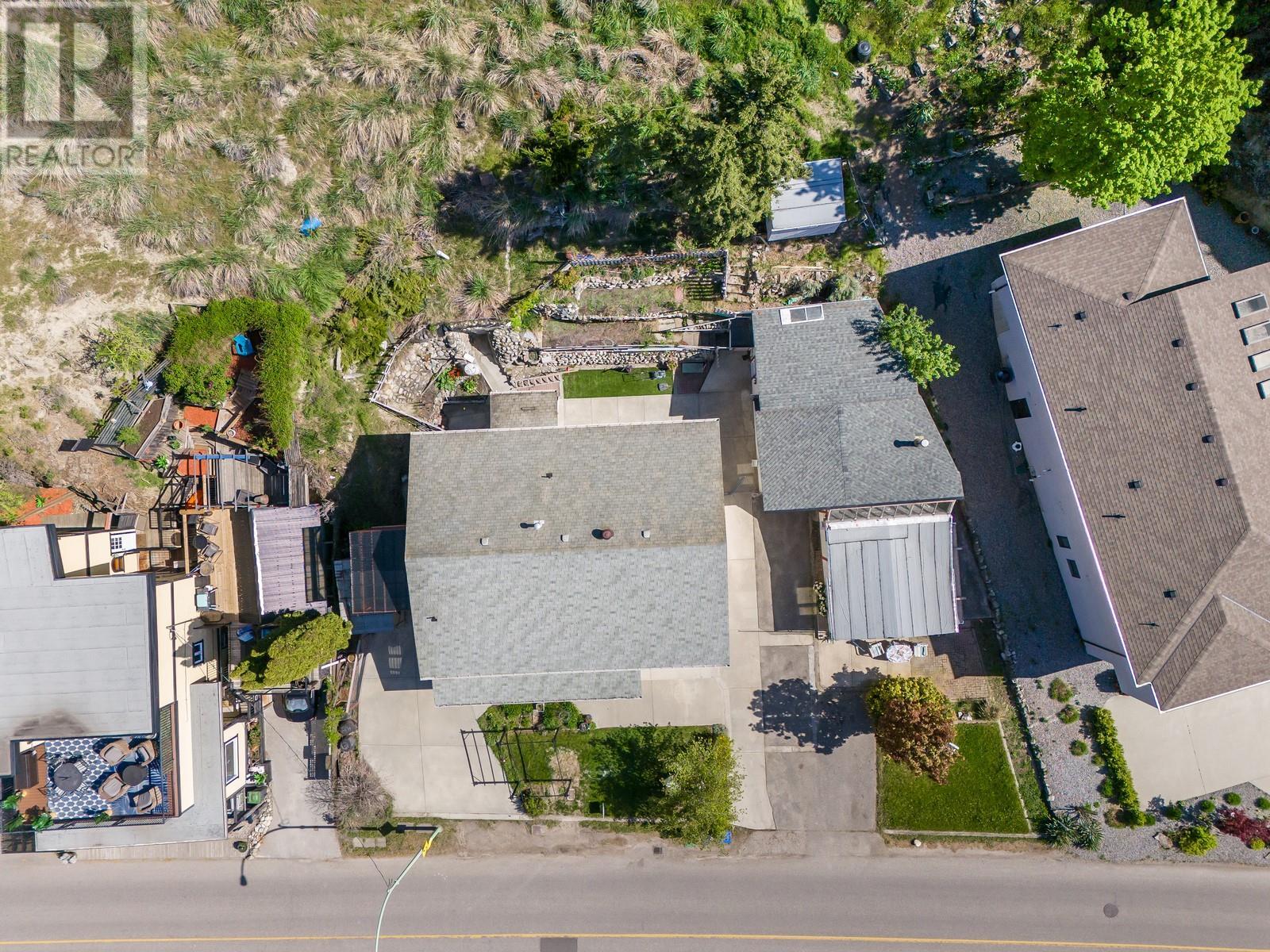 Photo 40 of 457 Poplar Point Drive, Kelowna BC