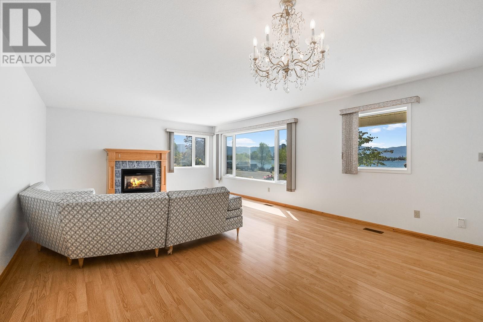 Photo 33 of 457 Poplar Point Drive, Kelowna BC