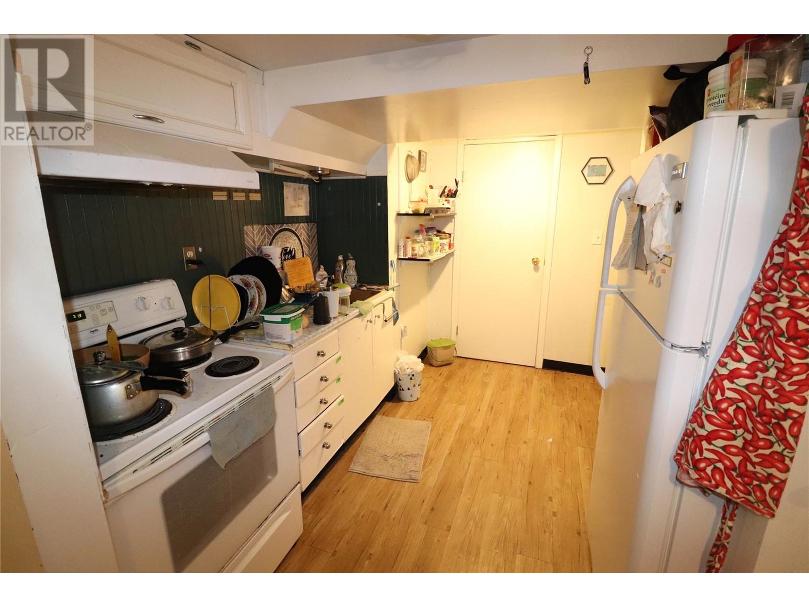 312 8TH Avenue, Castlegar