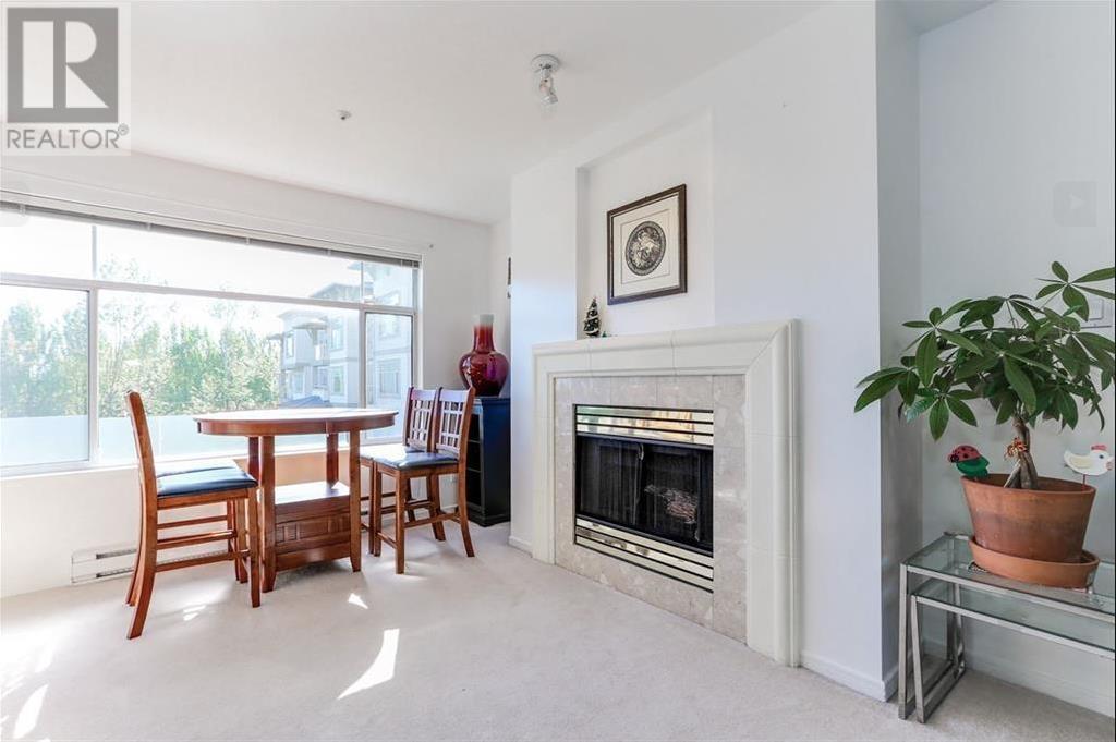 Photo 2 of 302 8200 Jones Road, Richmond BC