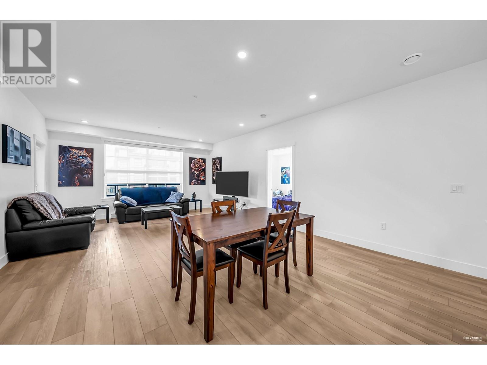 414 22633 SELKIRK AVENUE, Maple Ridge