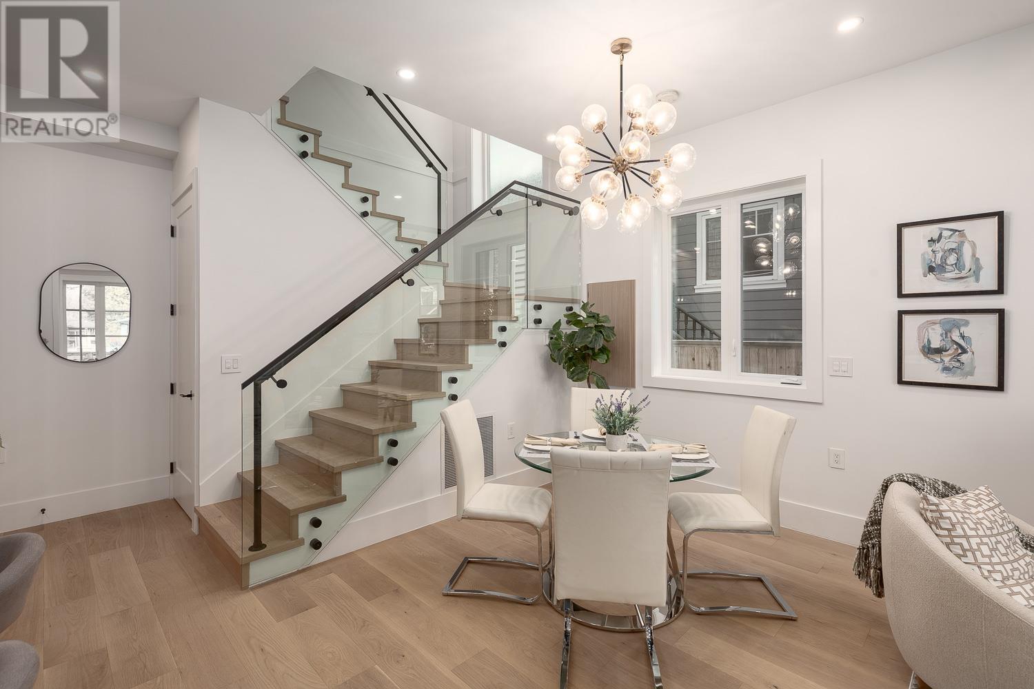 Photo 5 of 1 1166 E 11 Th Avenue, Vancouver BC