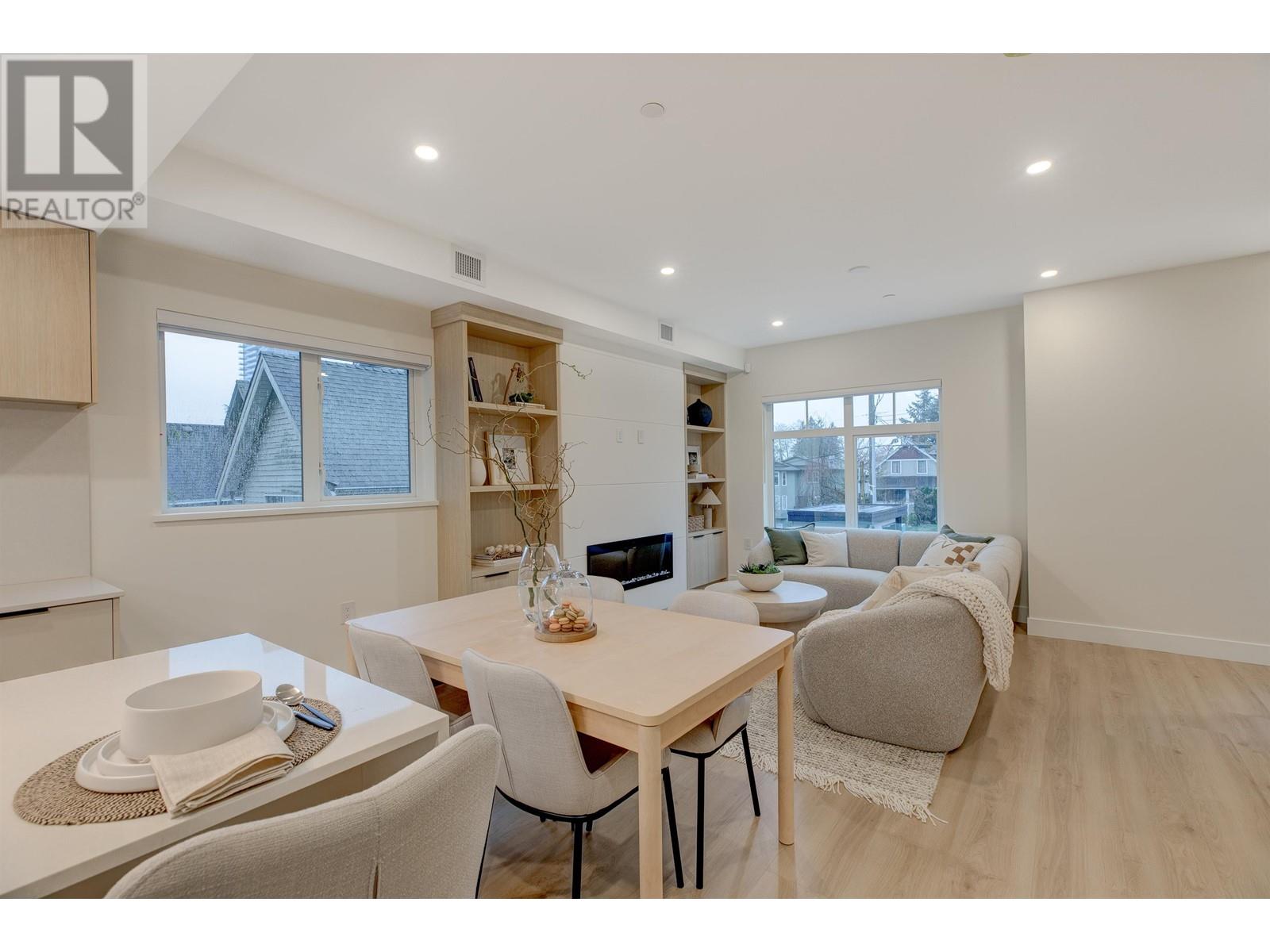 6 339 KEARY STREET, New Westminster