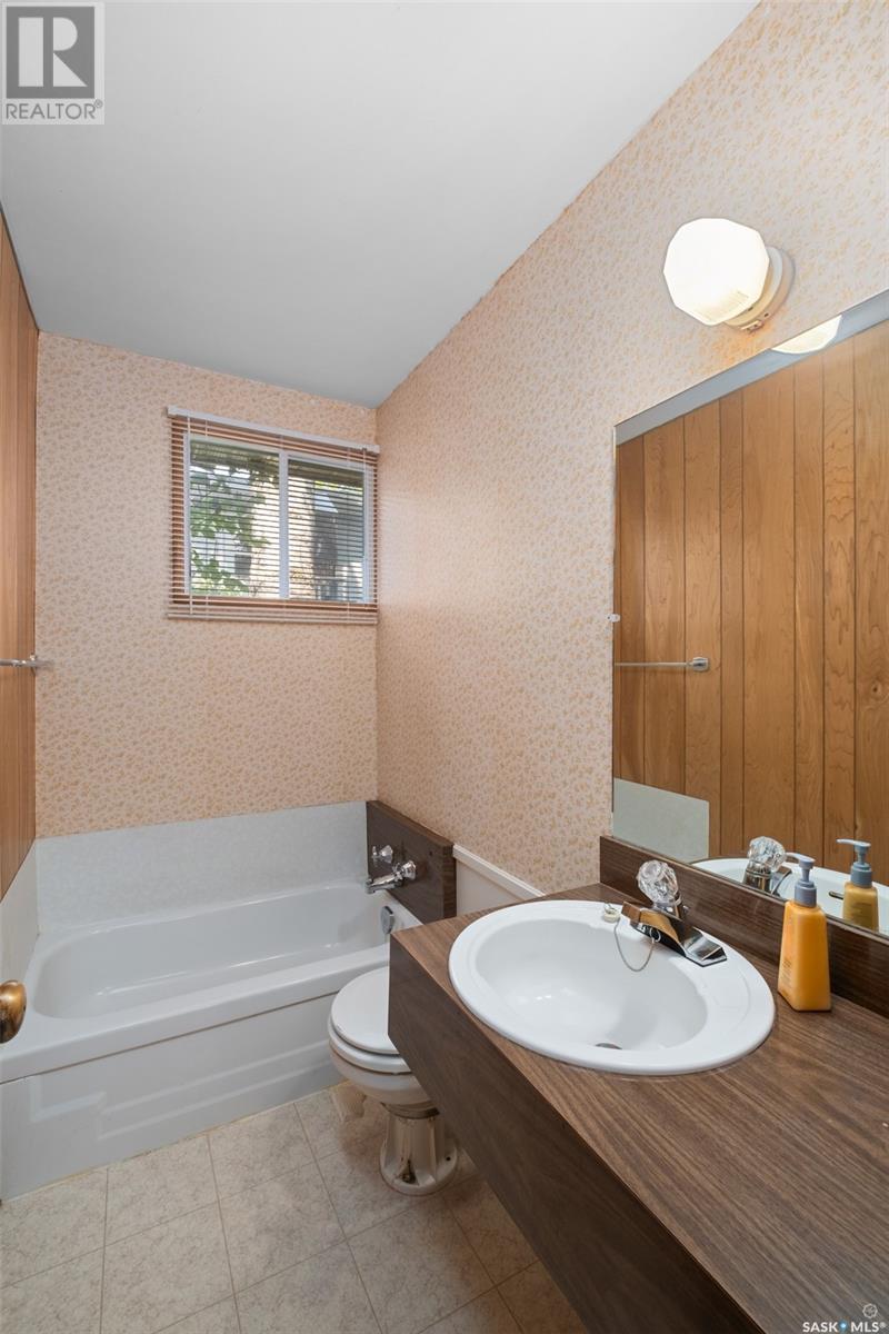 Photo 19 of 201 Agnes Street, Lakeland Rm No 521 SK