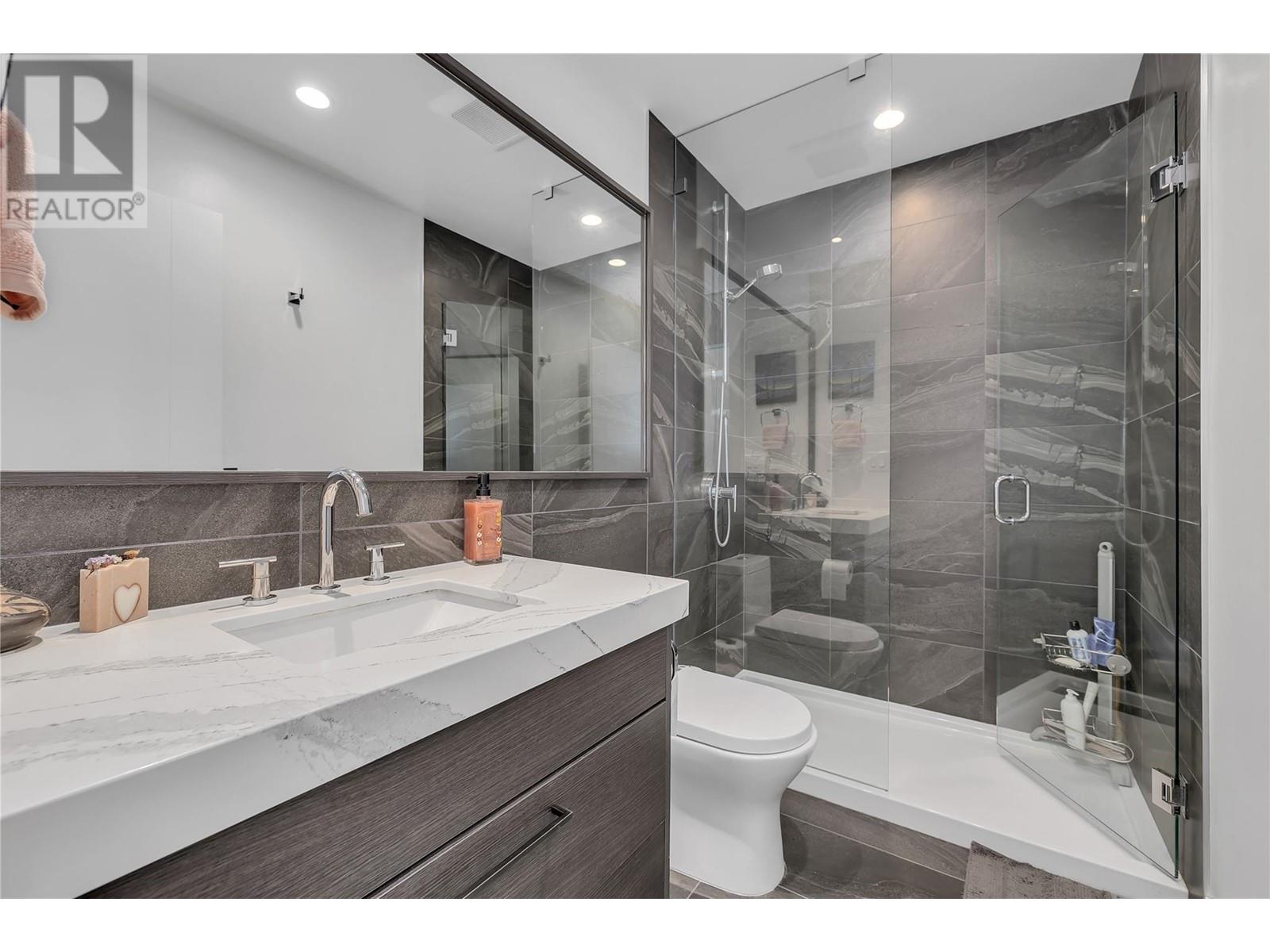 2002 1191 Sunset Drive, Kelowna