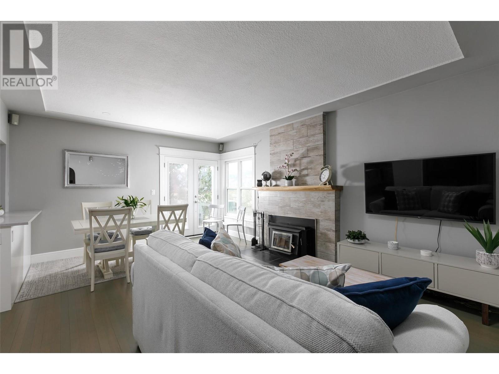  145 Upper Bench Road North, Penticton