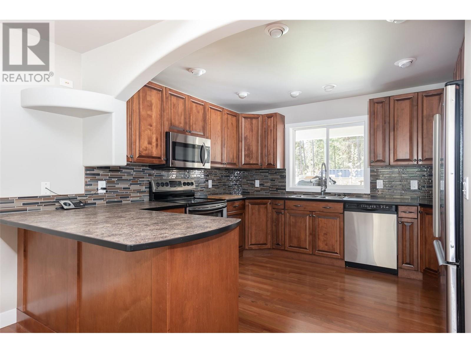  674 Muir Road, Kelowna