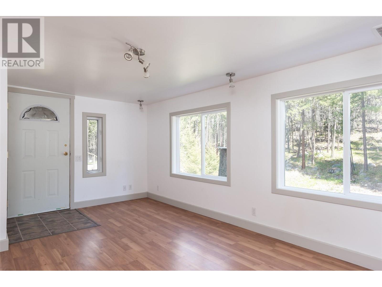  674 Muir Road, Kelowna