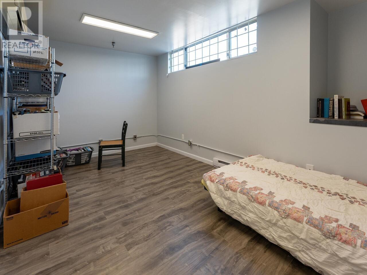 Photo 6 of 9121 Shaughnessy Street, Vancouver BC