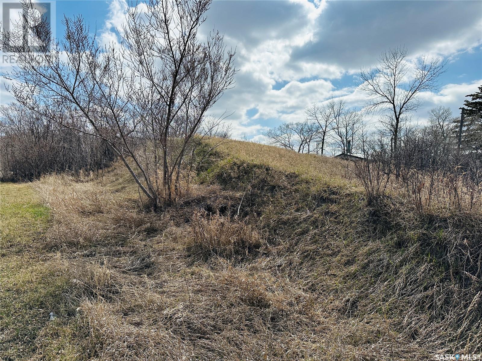 Photo 7 of 338 Green Avenue, Regina Beach SK