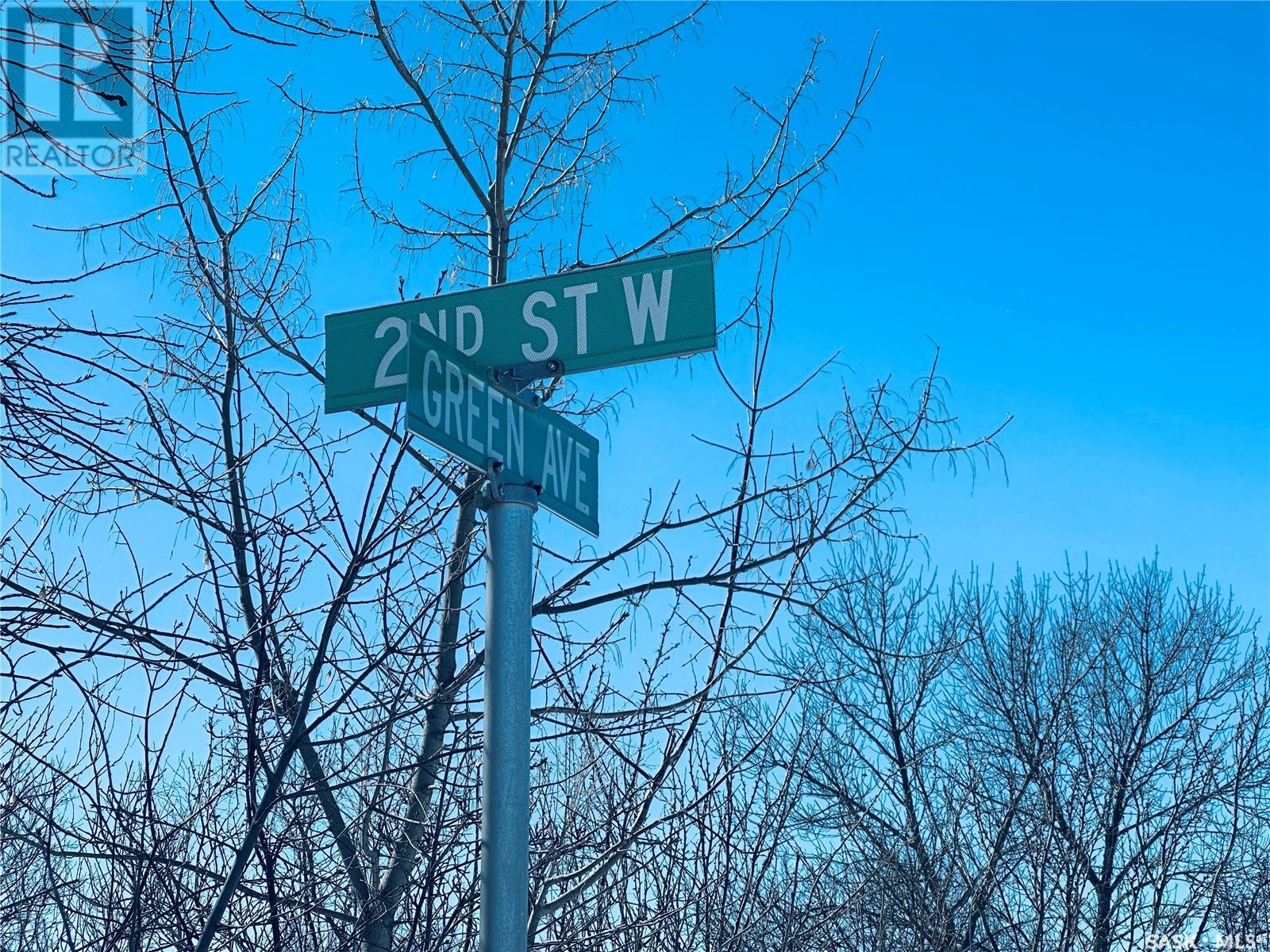 Photo 8 of 338 Green Avenue, Regina Beach SK