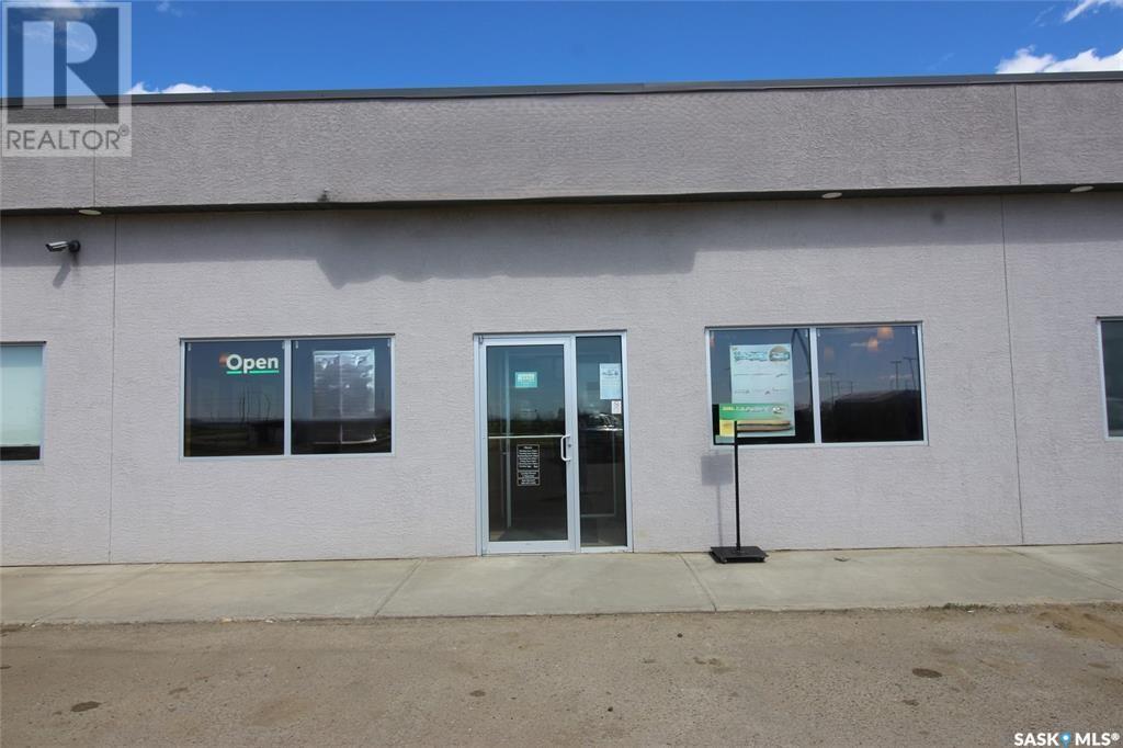 Photo 13 of 5 910 3rd Avenue W, Shaunavon SK