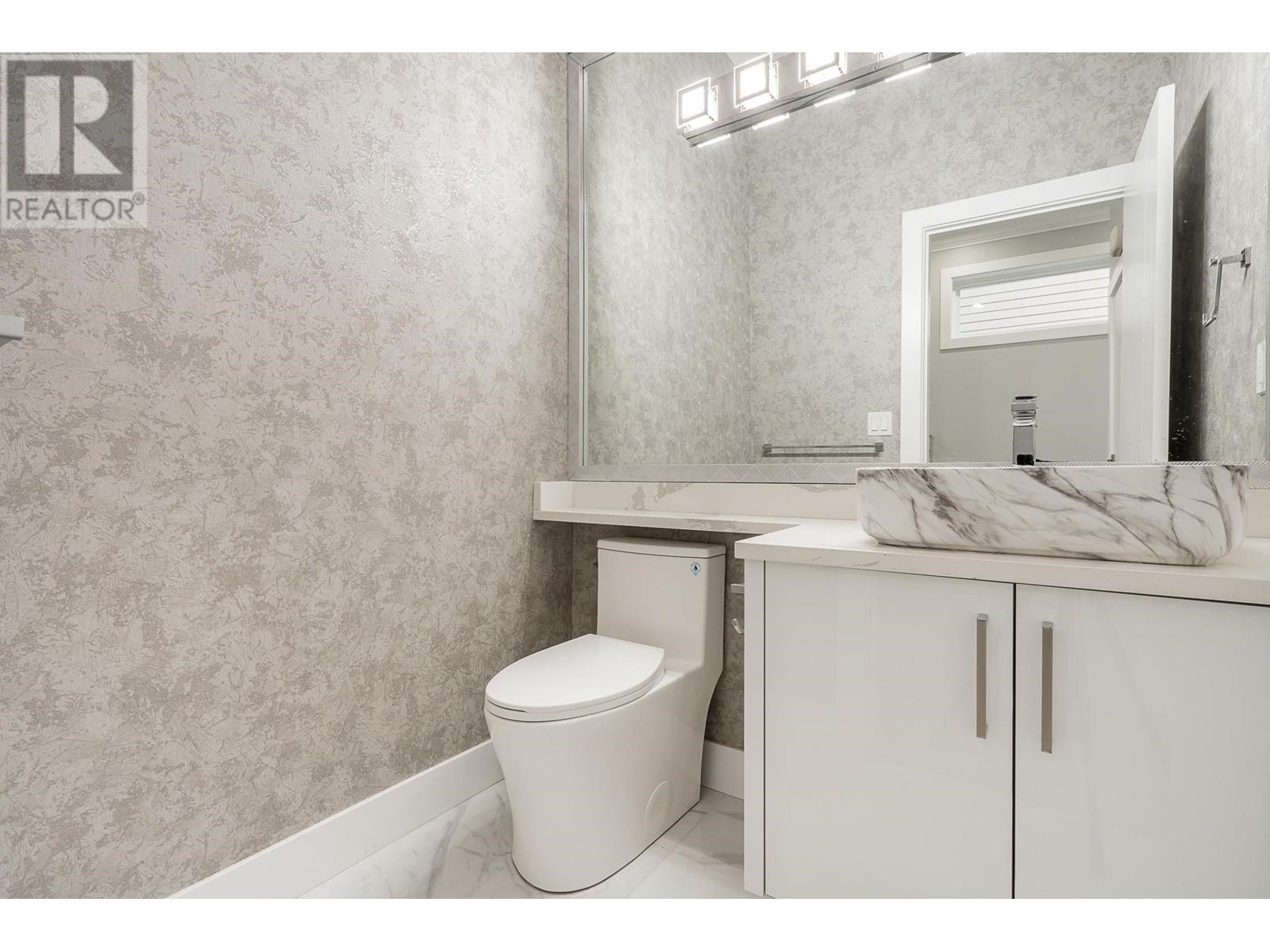 1837 COQUITLAM AVENUE, Port Coquitlam real estate listing R2998505