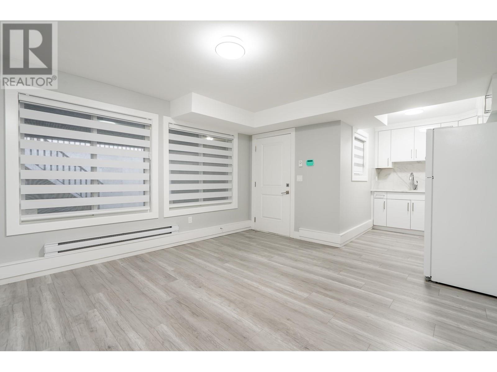 1837 COQUITLAM AVENUE, Port Coquitlam real estate listing R2998505