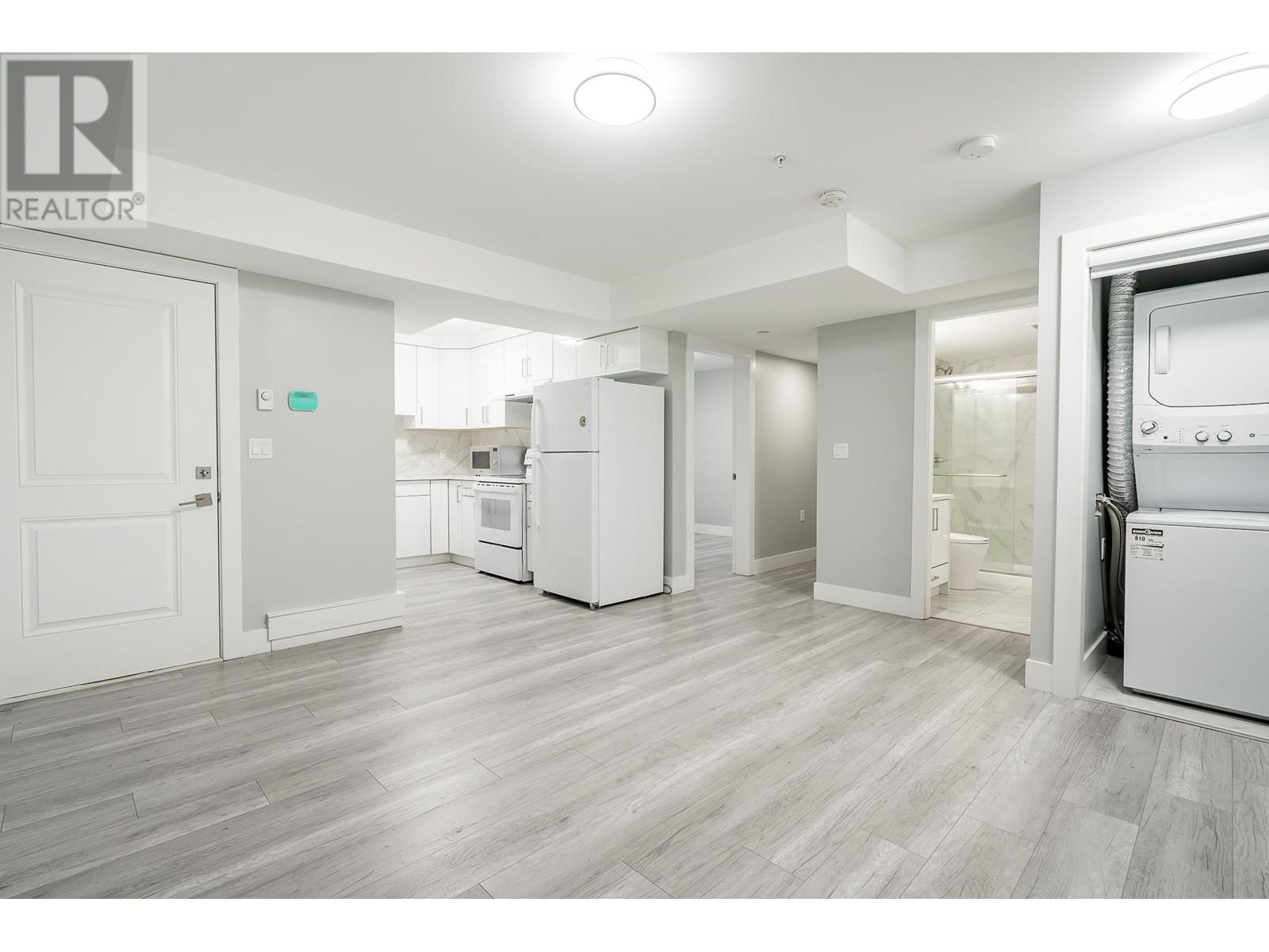 1837 COQUITLAM AVENUE, Port Coquitlam real estate listing R2998505