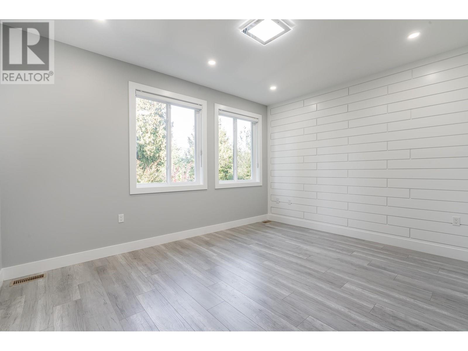 1837 COQUITLAM AVENUE, Port Coquitlam real estate listing R2998505
