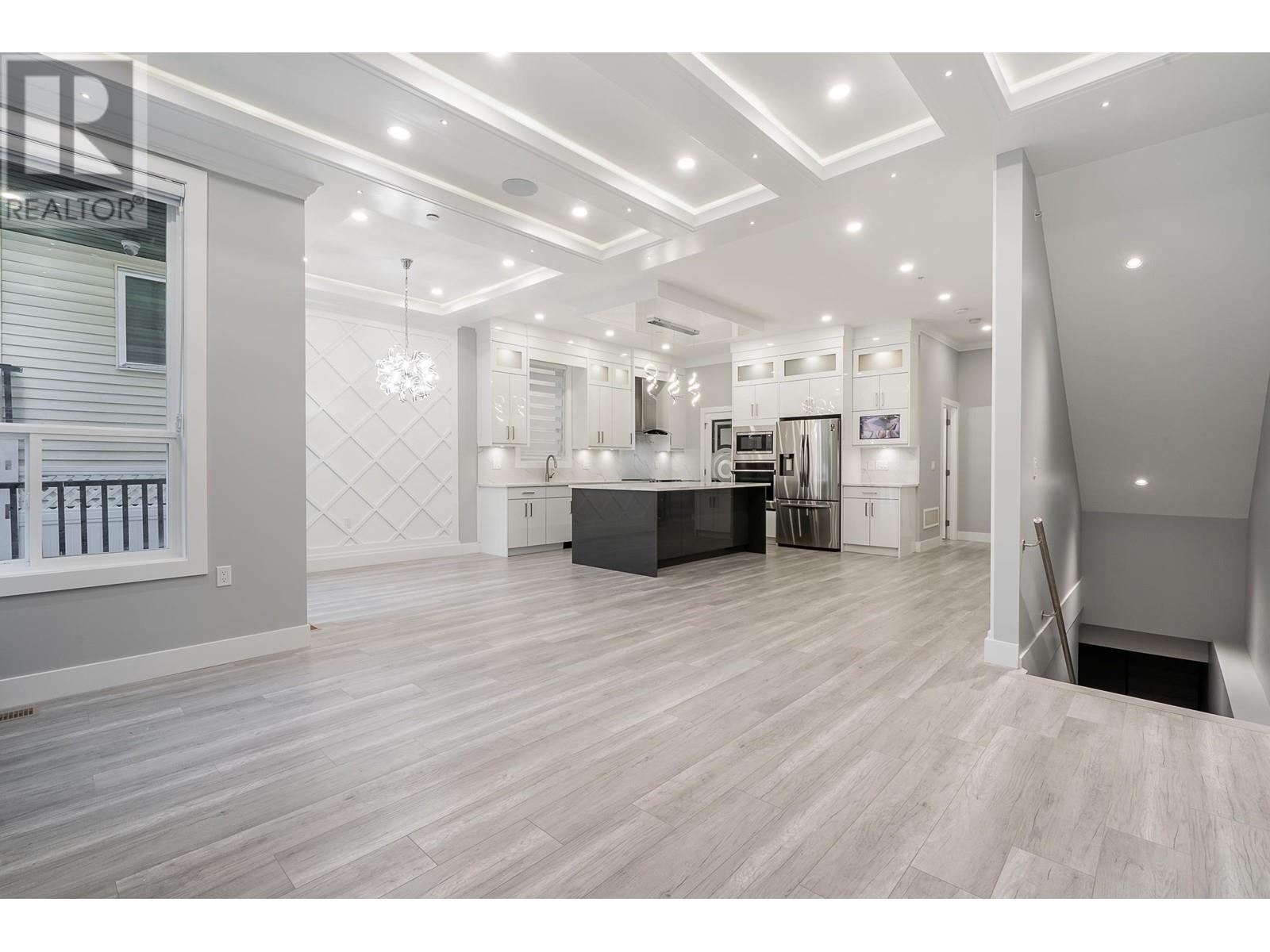 1837 COQUITLAM AVENUE, Port Coquitlam real estate listing R2998505