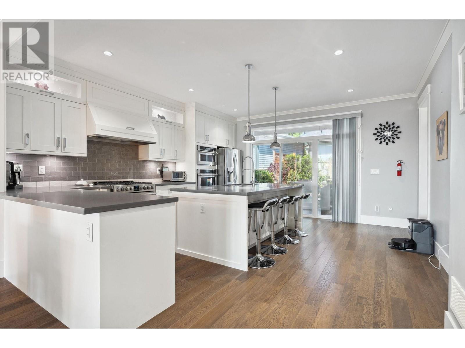 3467 DAVID AVENUE, Coquitlam