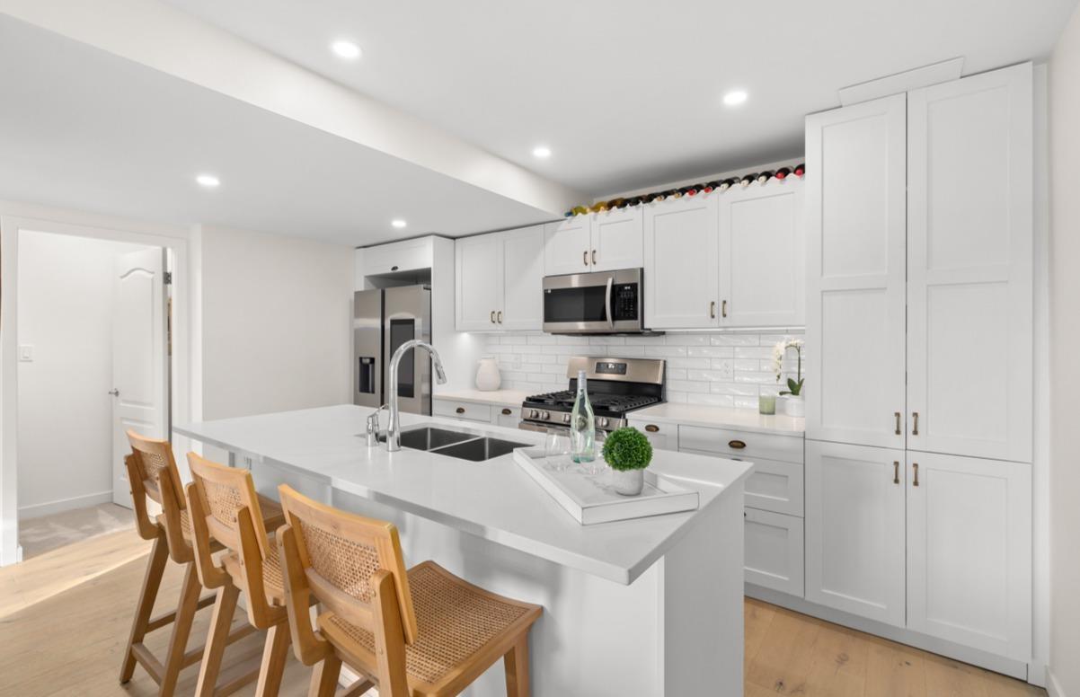 103 1225 MERKLIN STREET, White Rock