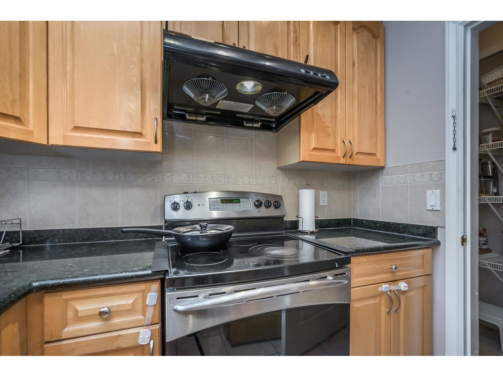 Photo 11 of 8373 146 A Street, Surrey BC