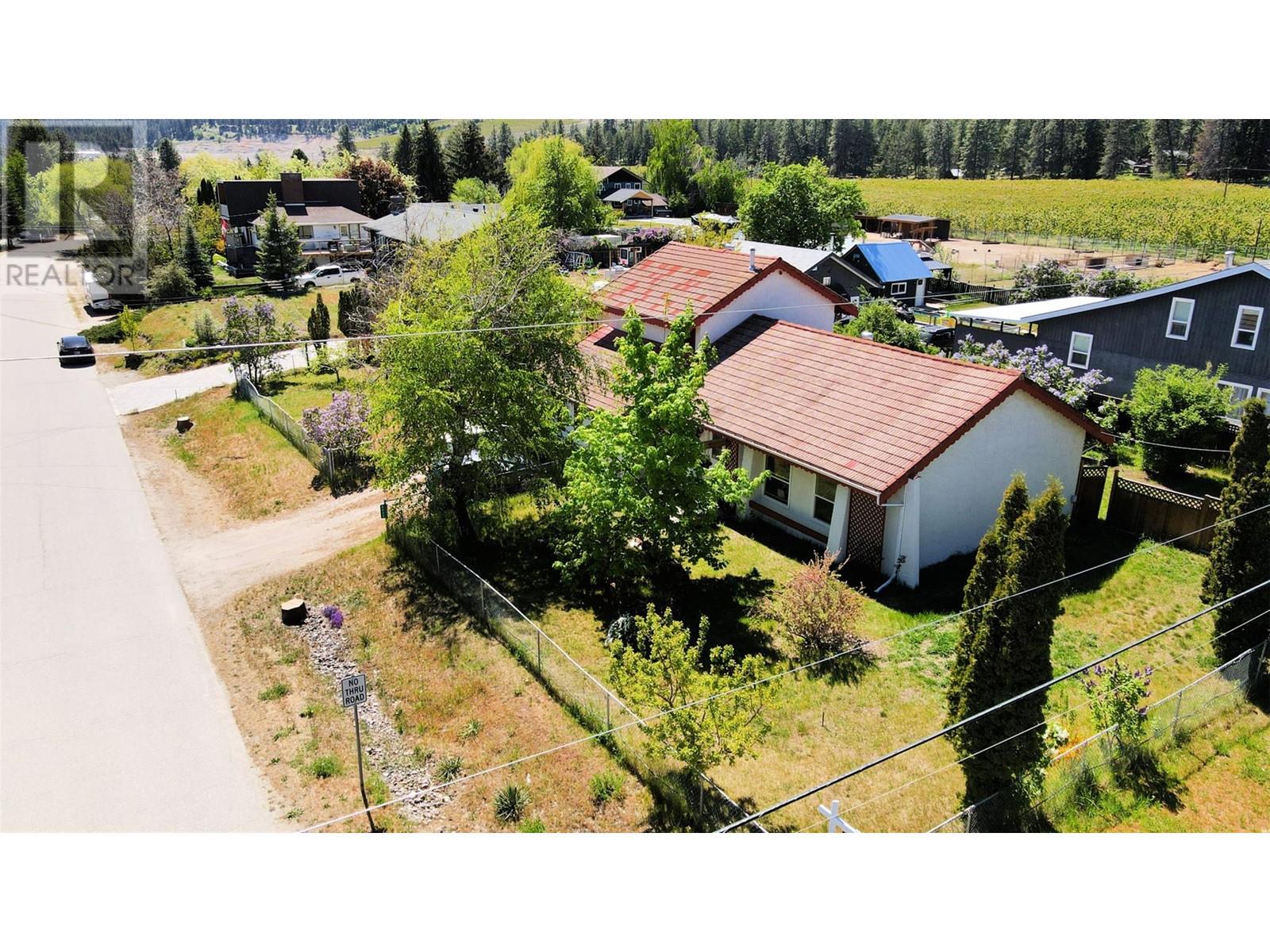 6422 Mack Road, Peachland