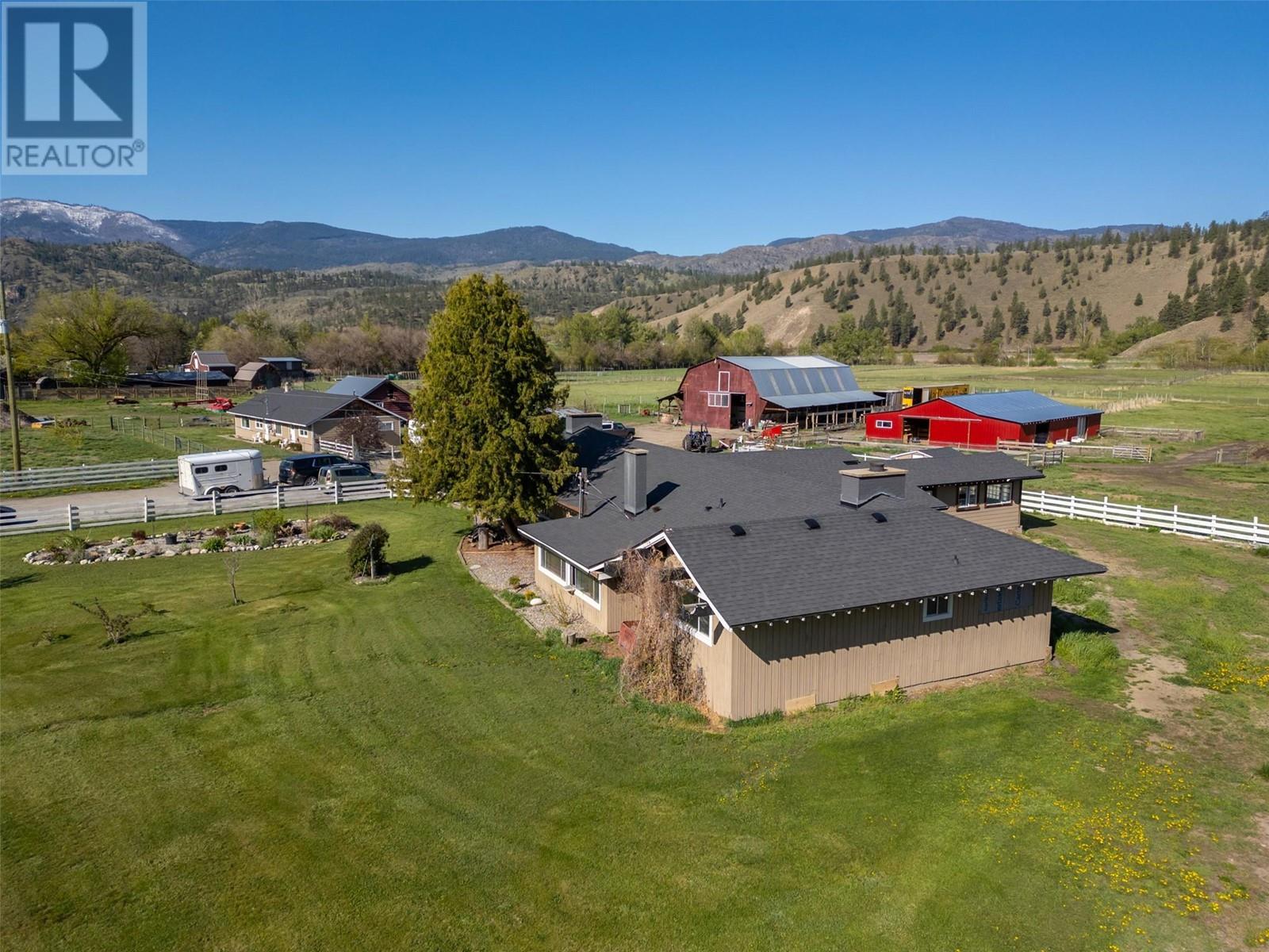 8134 River Road, Oliver