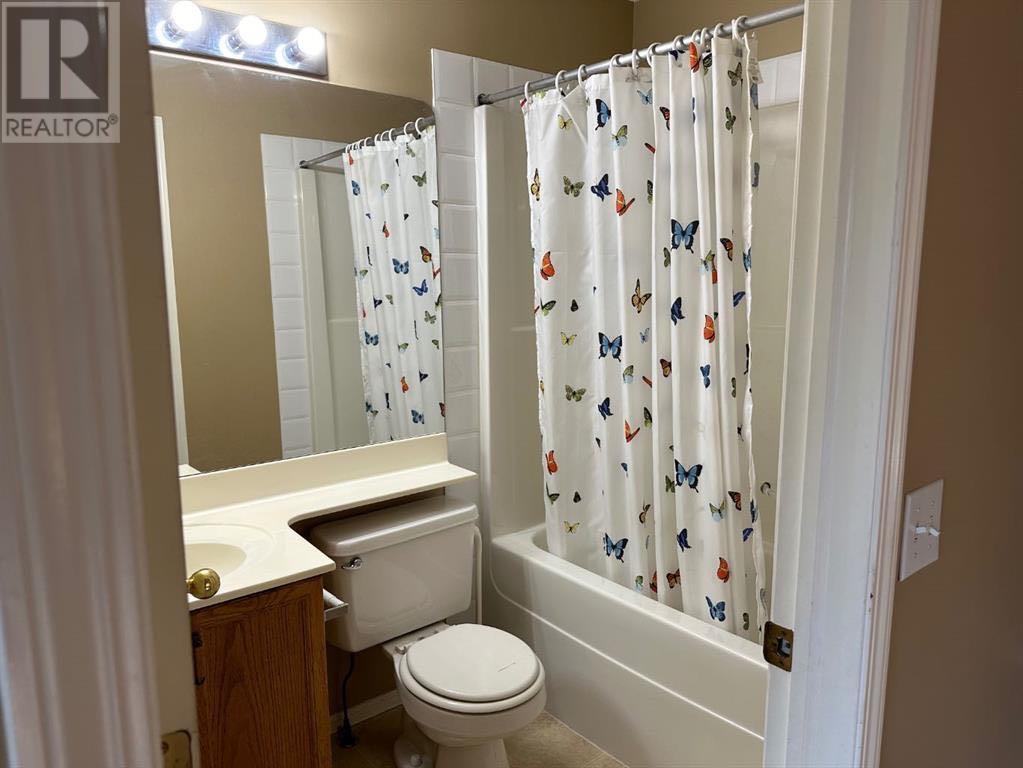 Single Family House for Sale in  Panamount Mews NW Panorama Hills Calgary 