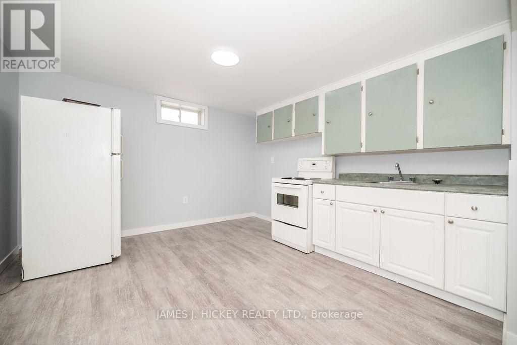 Photo 8 of 140 Cecelia Street, Pembroke ON