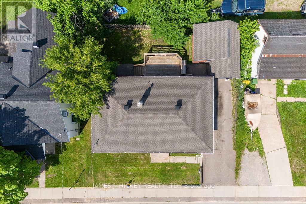 Photo 6 of 140 Cecelia Street, Pembroke ON