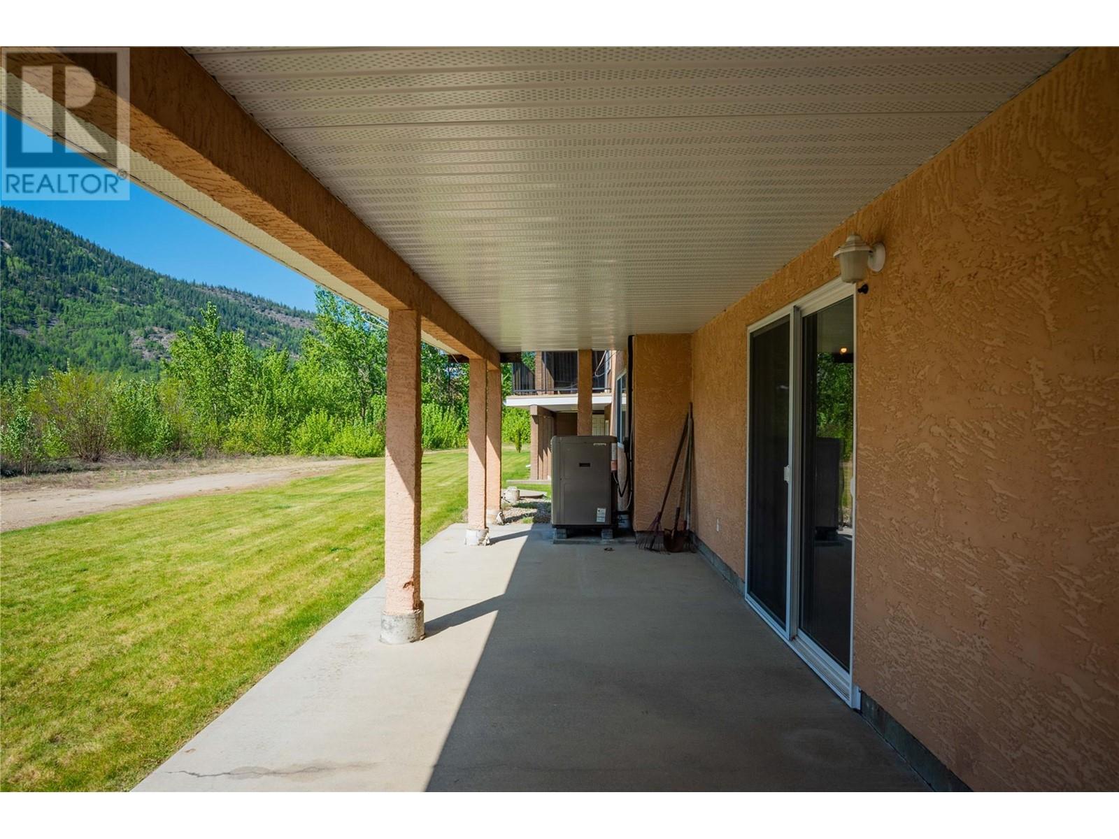 7350 Crema Drive, Trail