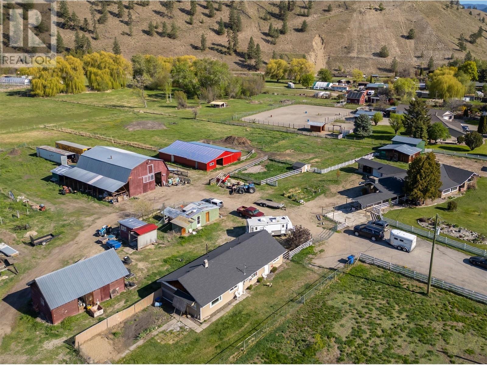  8134 River Road, Oliver