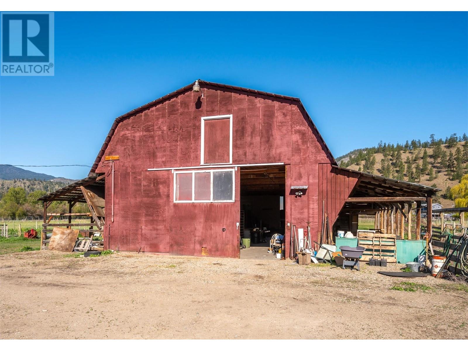  8134 River Road, Oliver