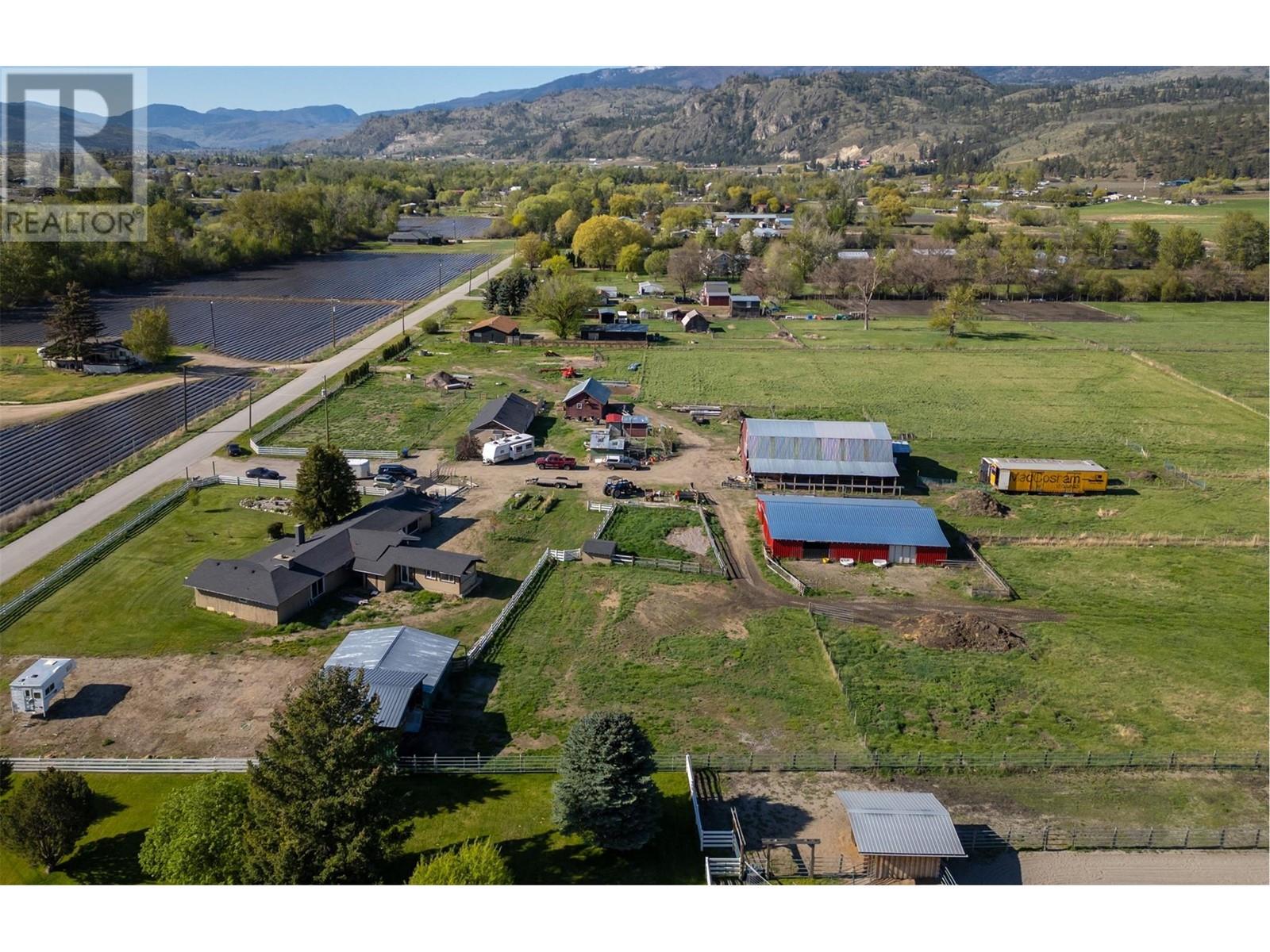  8134 River Road, Oliver