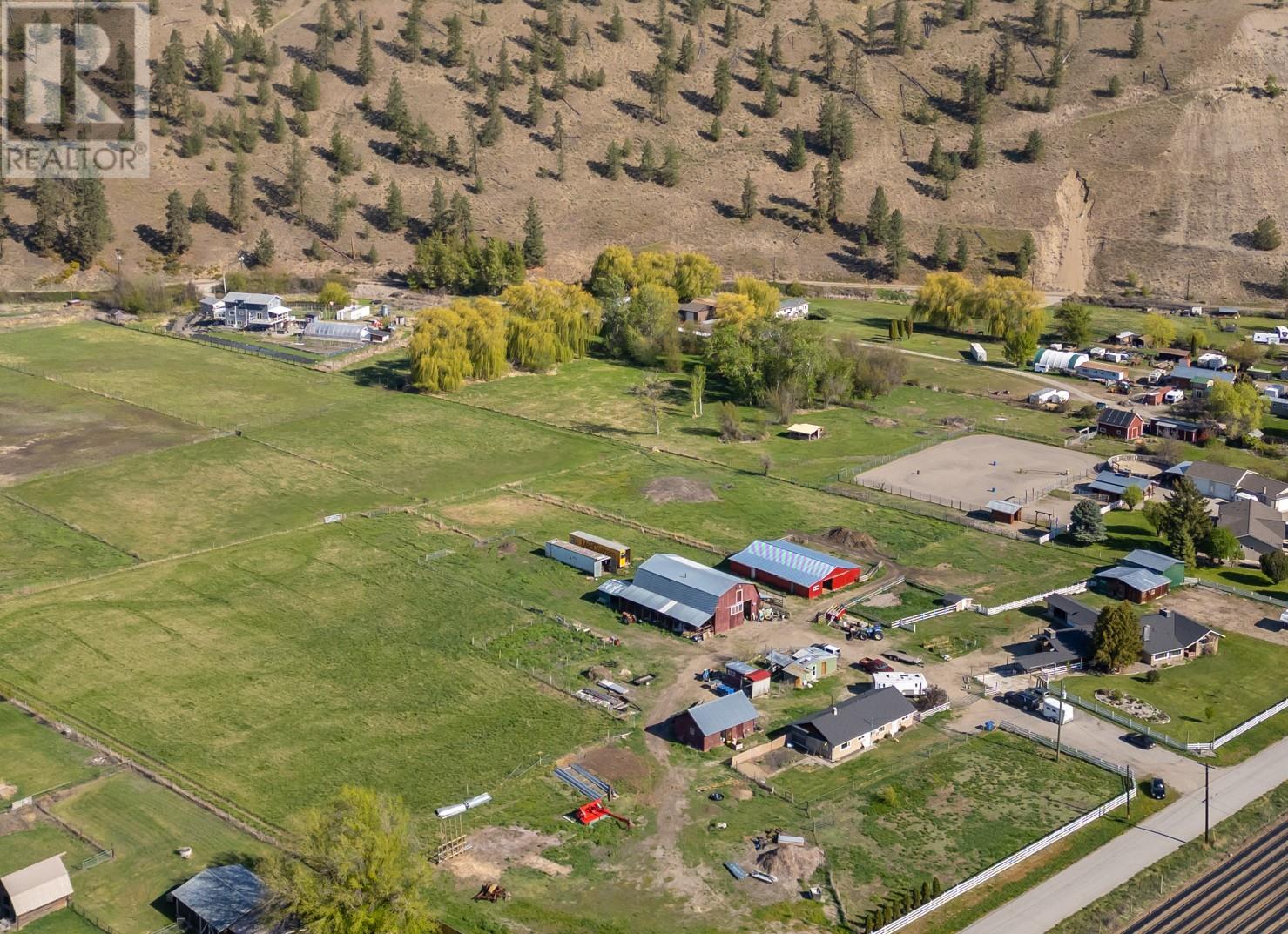  8134 River Road, Oliver