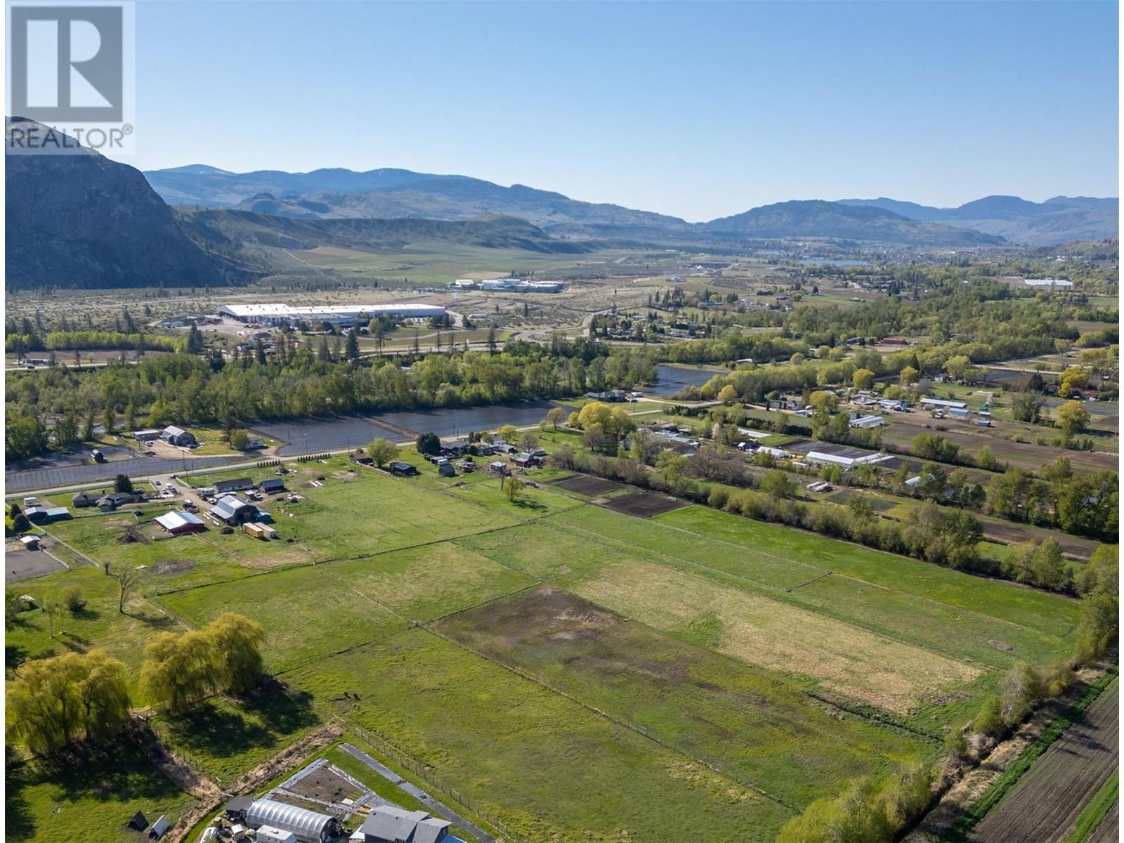  8134 River Road, Oliver