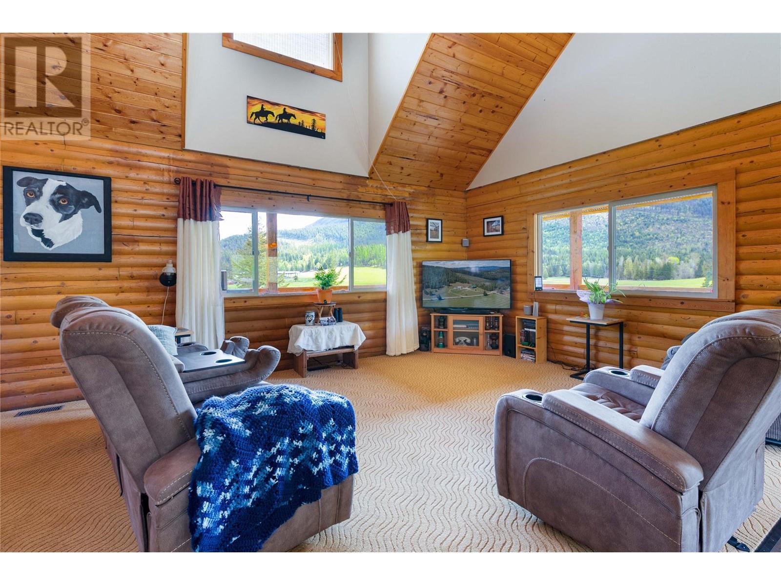  102 Gibson Road, Lumby