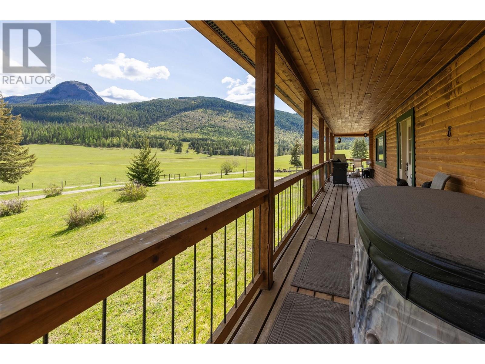  102 Gibson Road, Lumby
