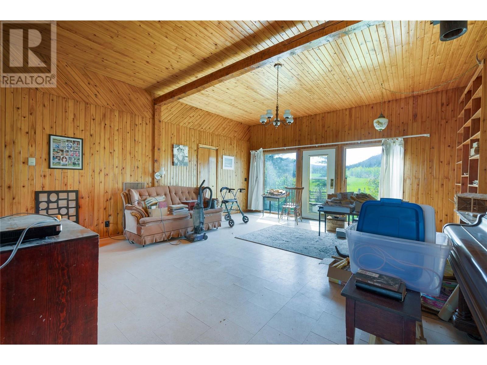  102 Gibson Road, Lumby