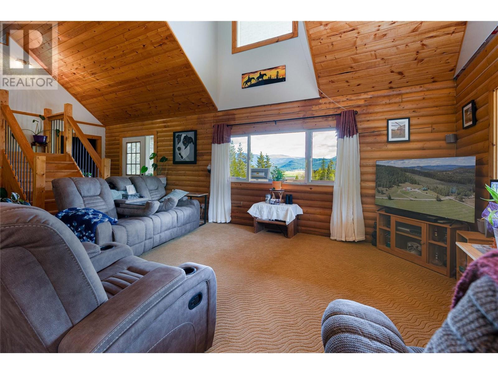  102 Gibson Road, Lumby